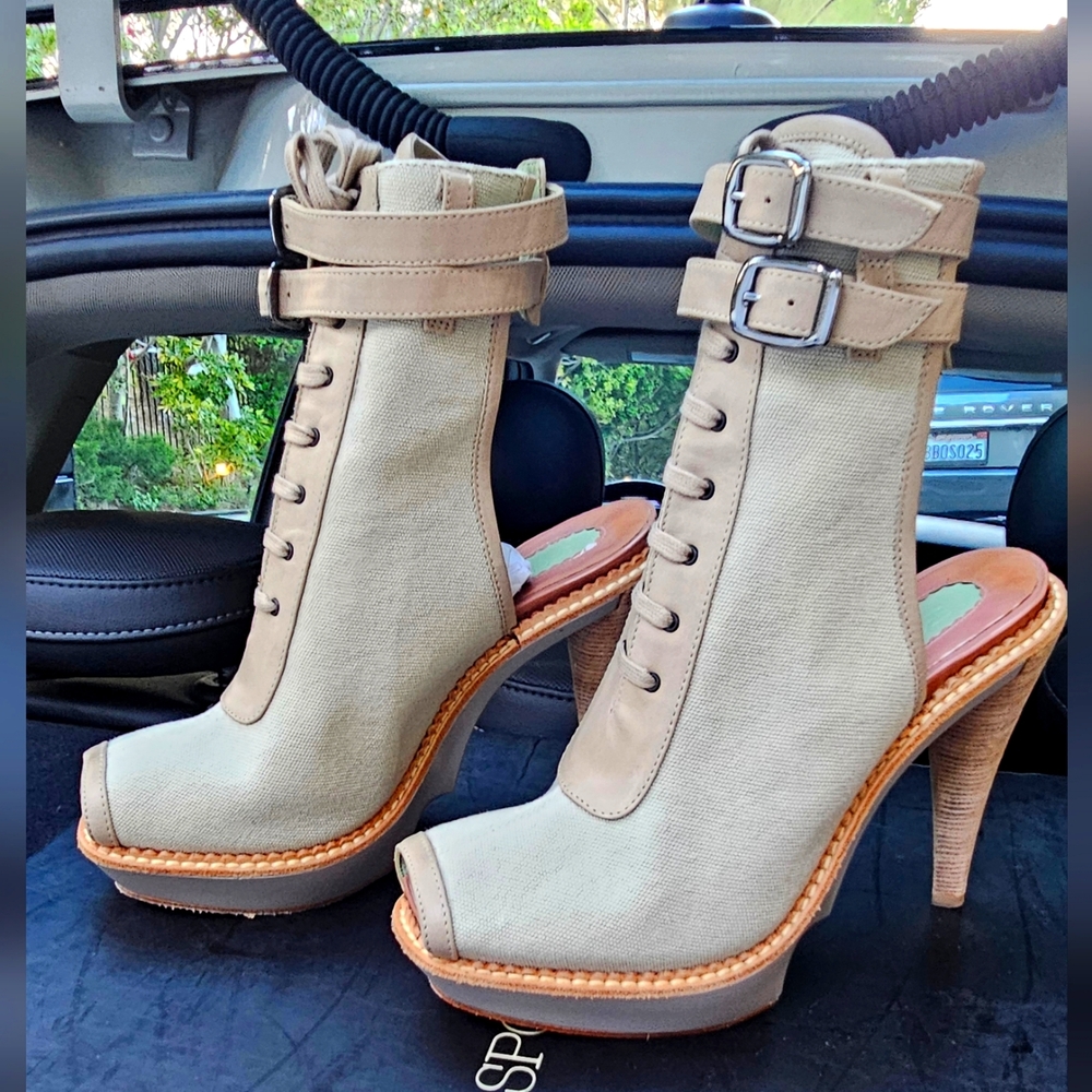 SPORTMAX - Quiz Ankle Bootie - 38